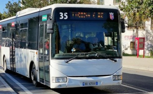 Qeveria miraton bonusin per transportin publik: Perfitojne 10 mije punonjes
